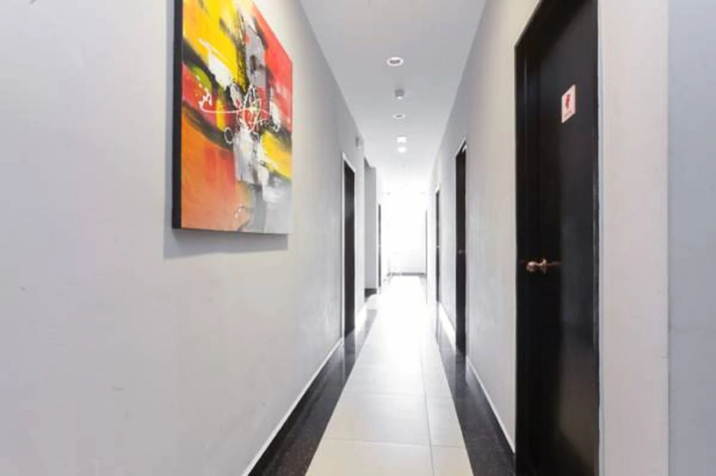 DMetro Hotel