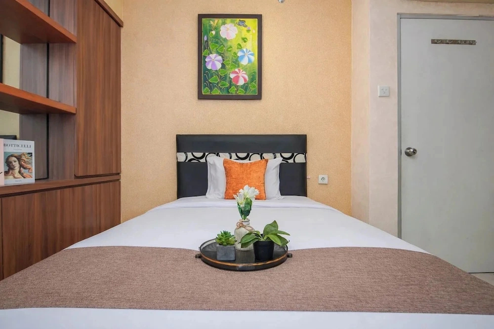 Comfortable And Homey 2Br At Apartment Green Bay Pluit