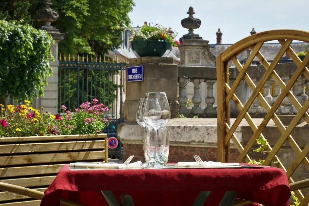Le Richelieu Bacchus