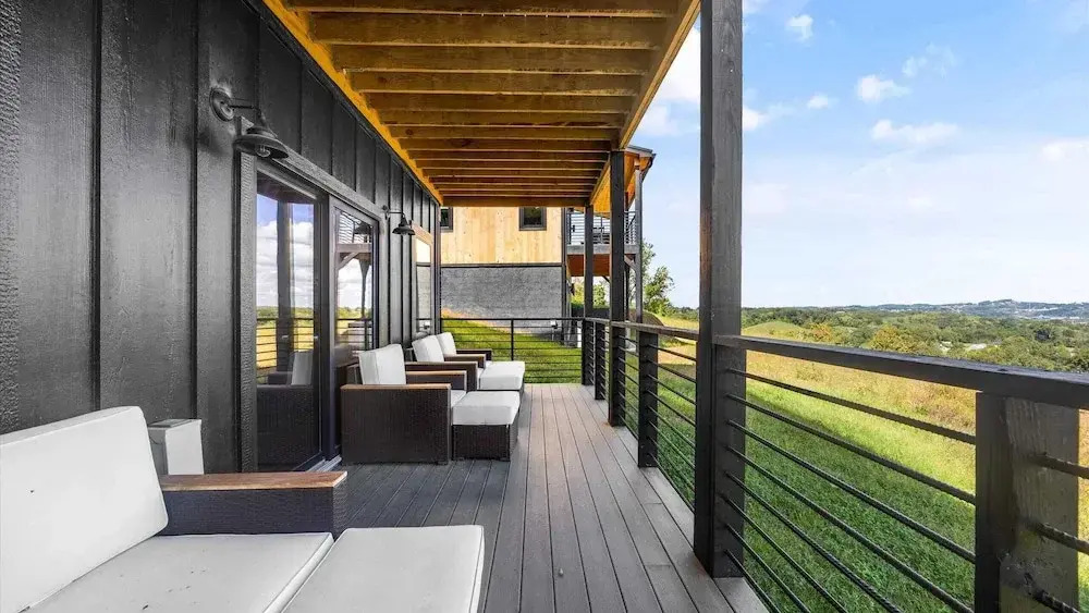 The Back Nine Retreat by Avantstay Private Golf Sim, Firepit & Mountain Views Near Dollywood