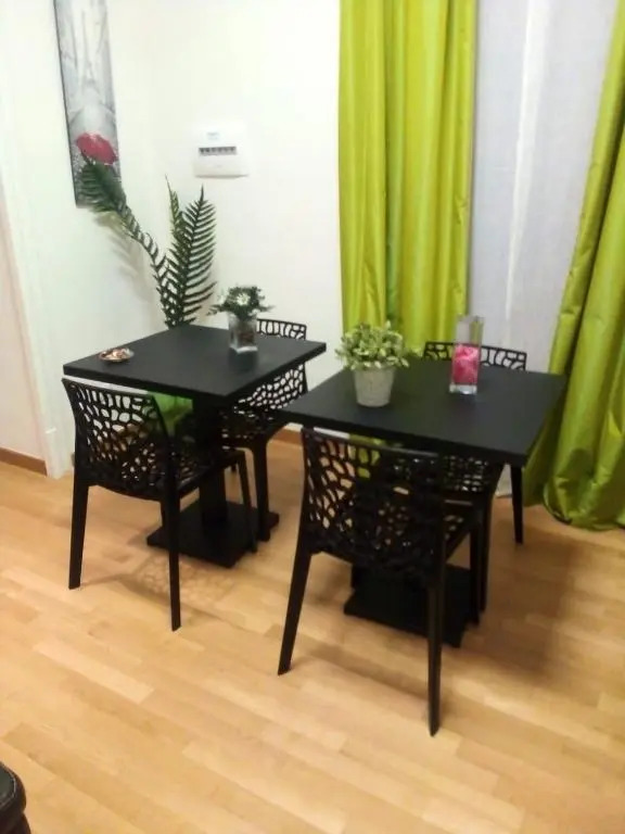 5 bedrooms appartement at Napoli 500 m away from the beach with sea view and wifi