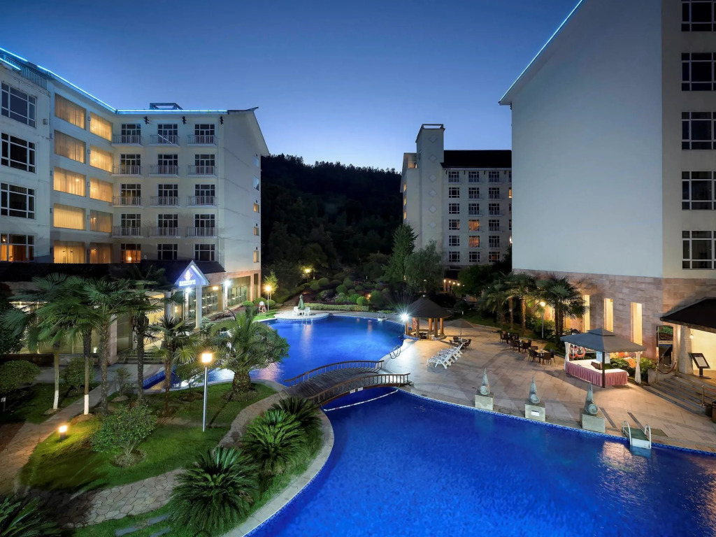 Pullman Zhangjiajie Hotel