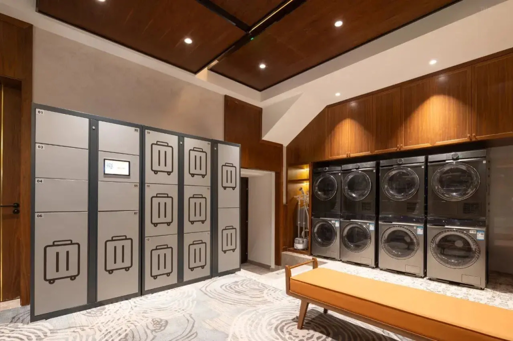 Nostalgia Hotel (West lake Hangzhou)