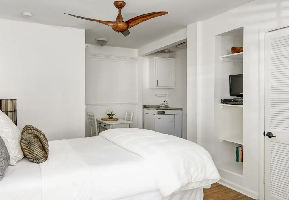 The Tea Rose