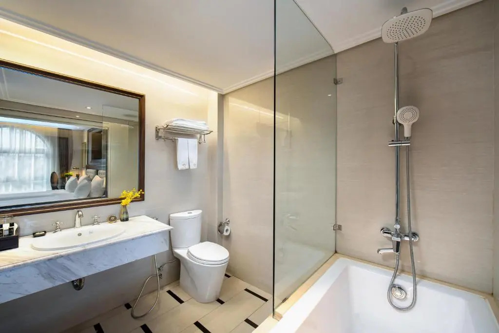 The Q Hotel