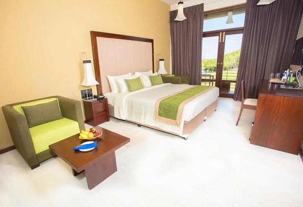 Amora Lagoon Hotel
