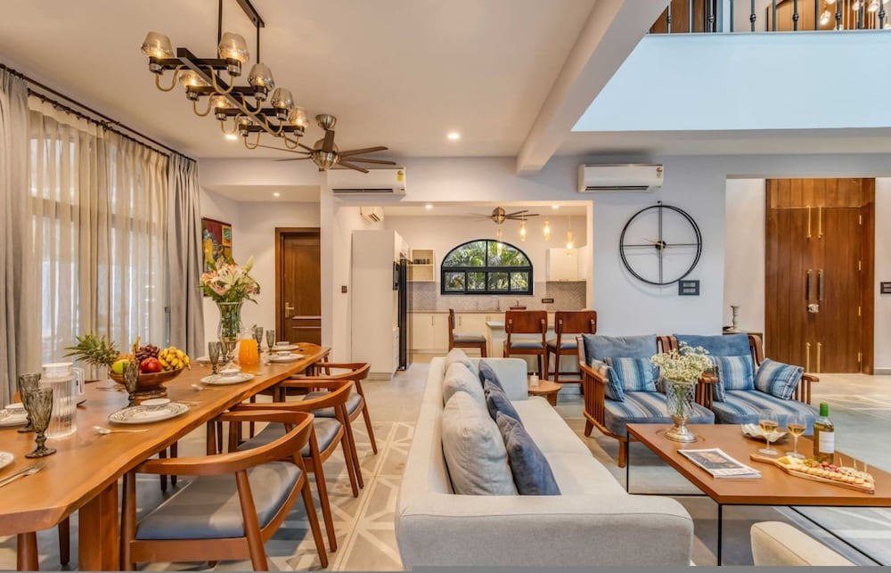 Luxury 4bhk Villa Near Morjim Beach Casa da Paz