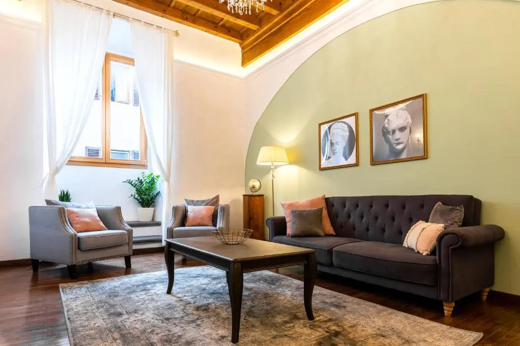 Historic center Palace - Huge 4 bedrooms Santa Croce apartment apartment - AC in all rooms