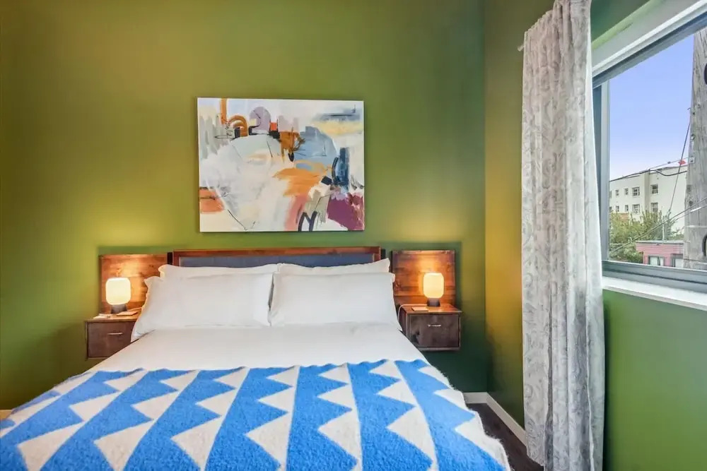 Hazelnut Suite - 204
