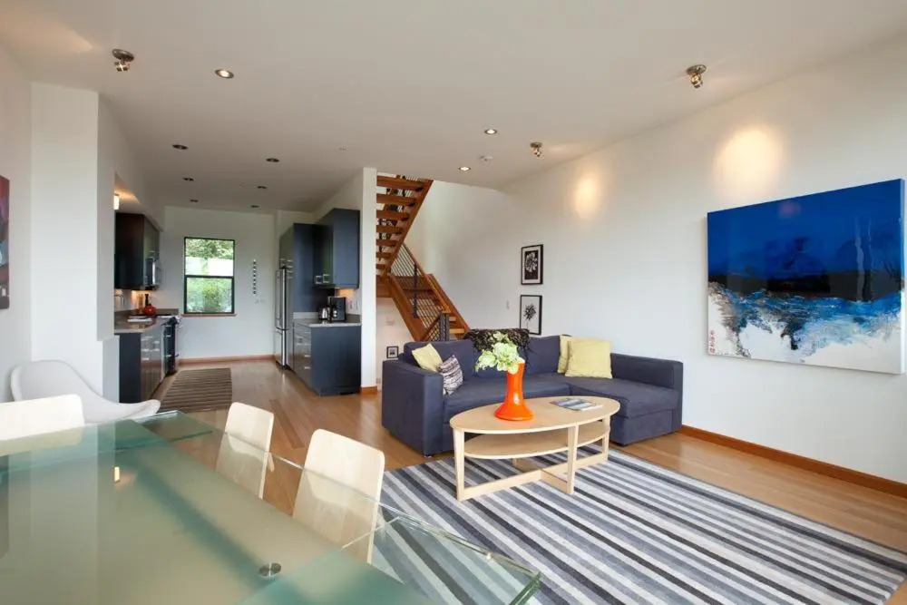 Bridge View Loft 3 Bedrooms 2 Bathrooms Townhouse