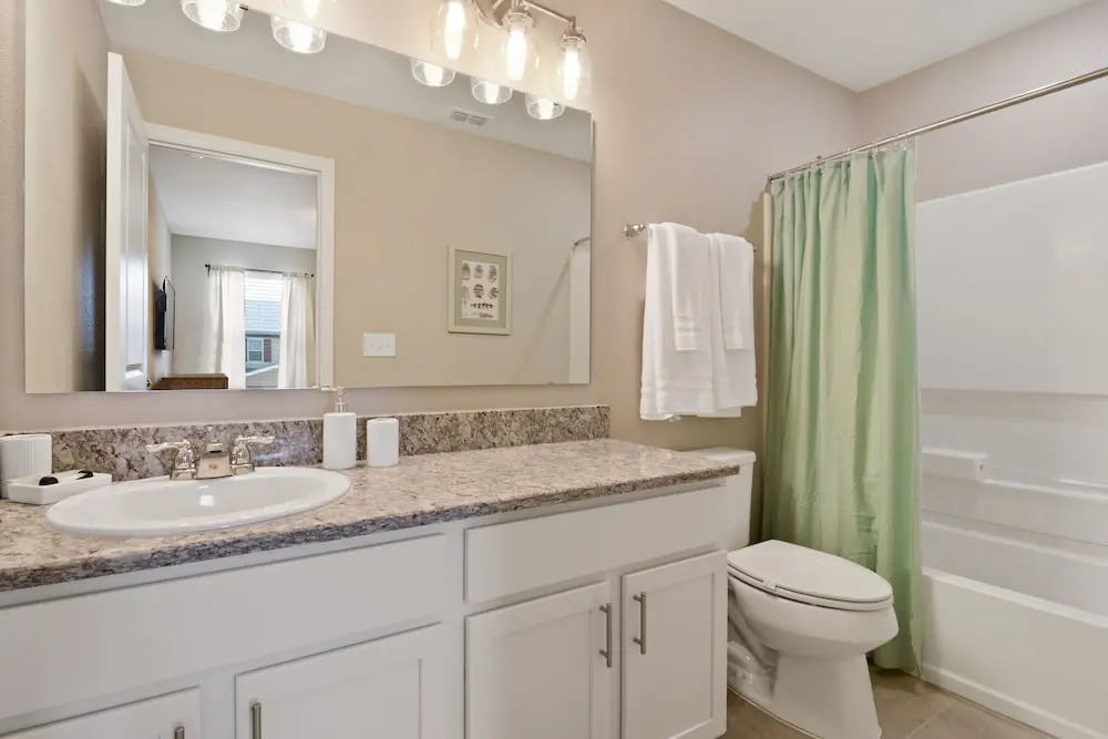 4 Bd Sleeps 10 w Gameroom Close to Disney 5147