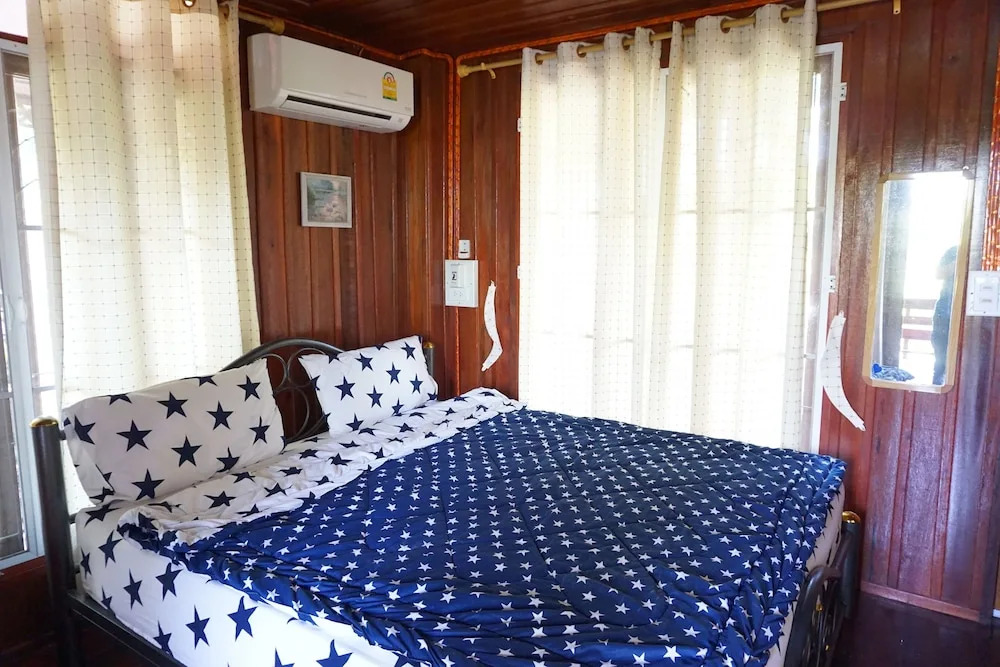Ruenkhawhom Residence