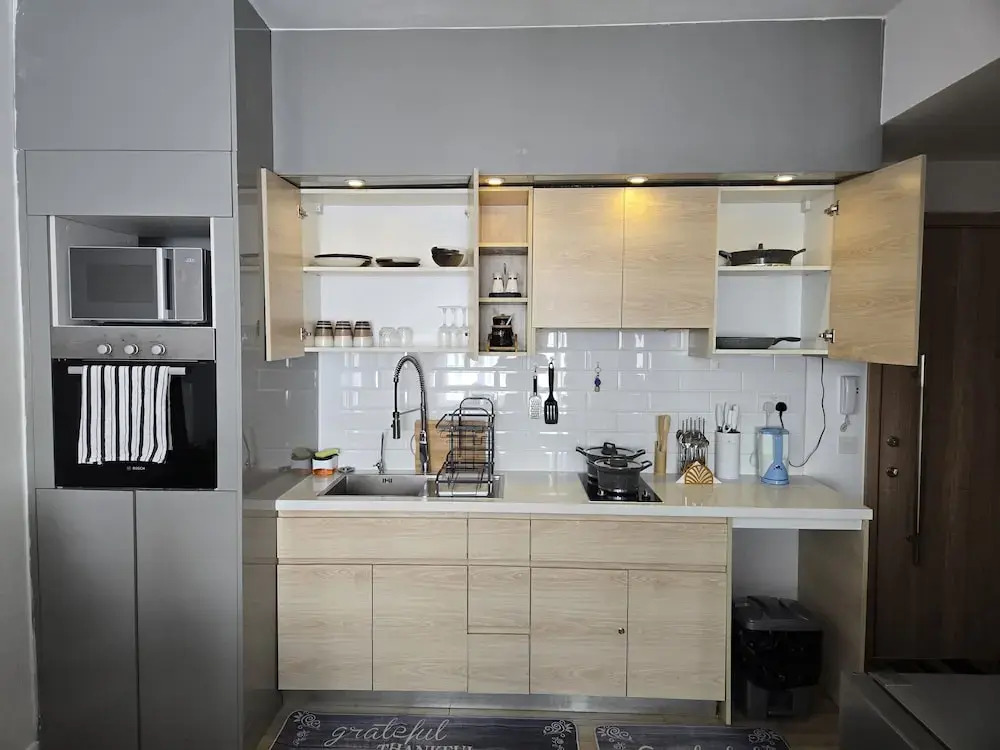 Lux Suites Havana Studio Apartments