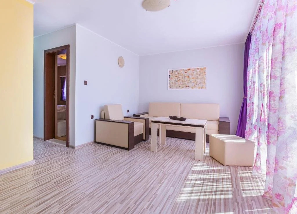Akladi Family Hotel
