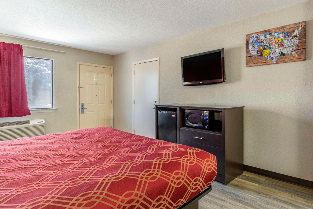 Econo Lodge Near Lackland Air Force Base-SeaWorld