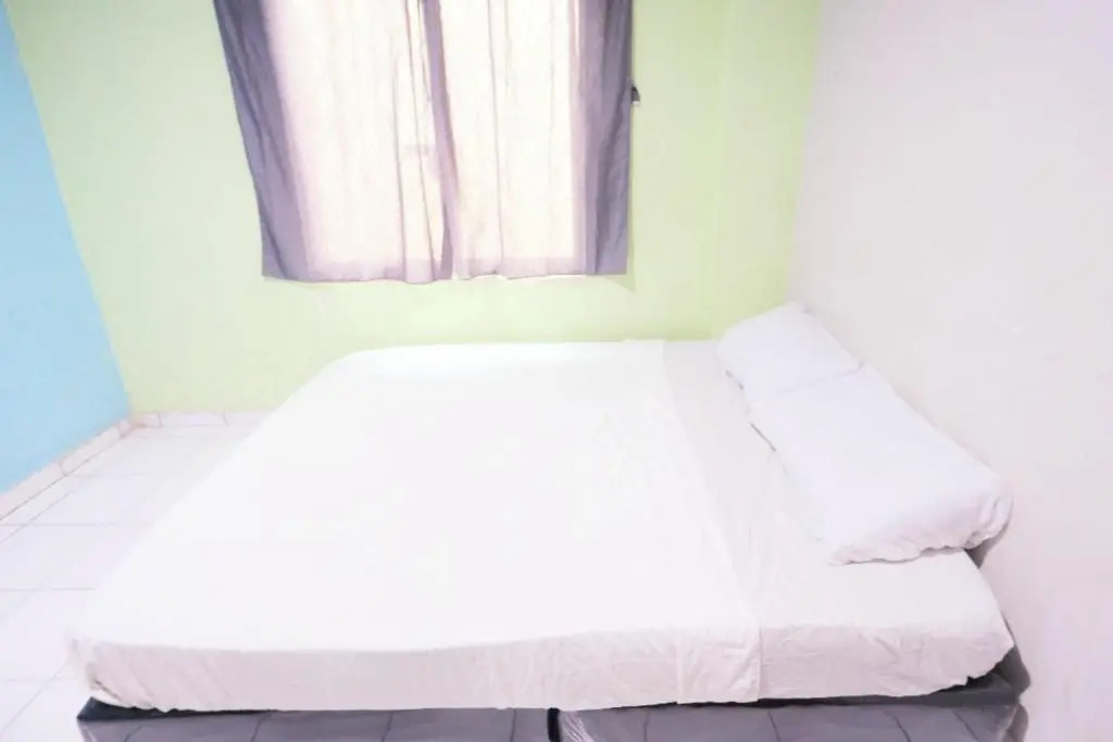 Hotel O Penginapan ReniNearMall Nagoya Hill
