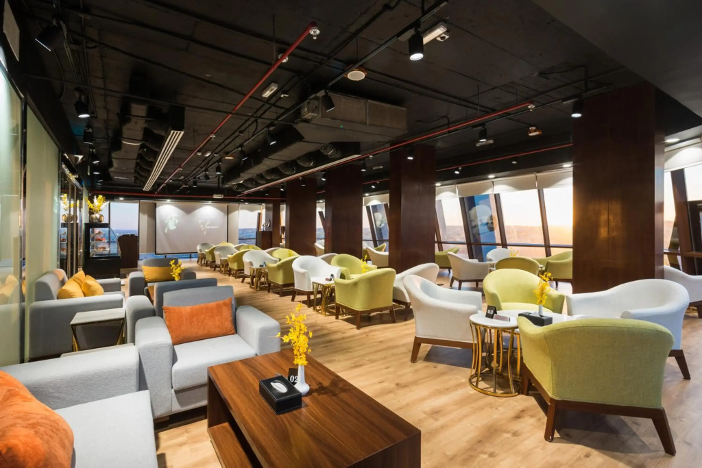 Tulip Plaza Hotel