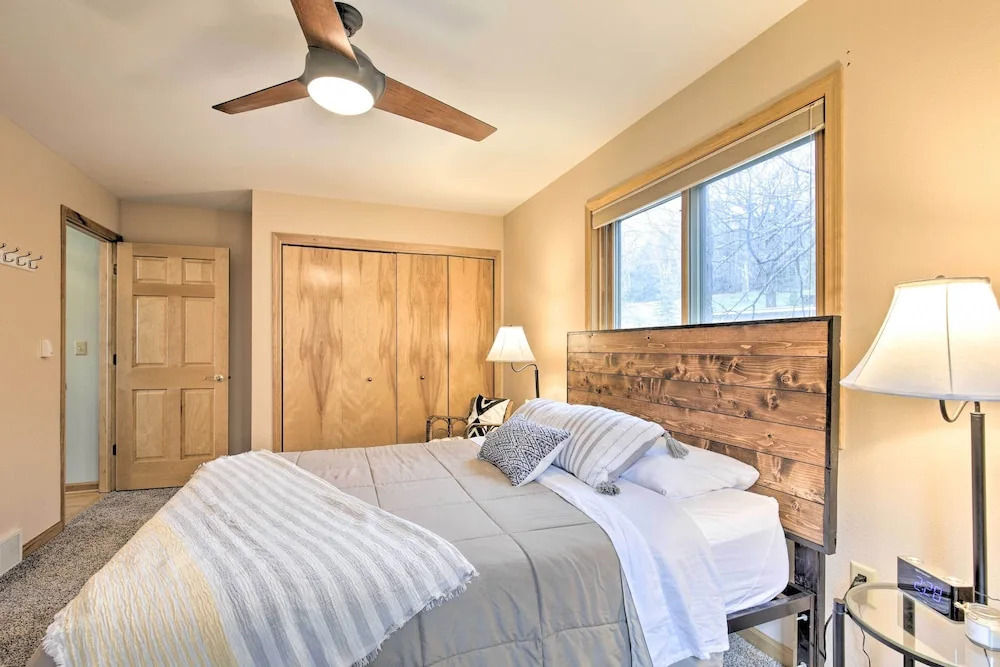 Cozy Dam Lake Escape w/ Dock, Yard & Water Access!