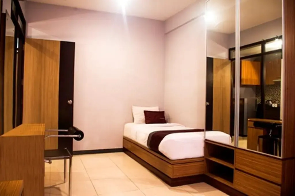 Simply Valore Hotel