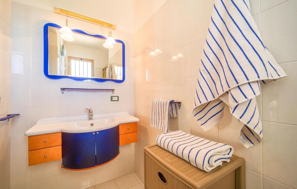 3 Bedroom Awesome Home In Menfi