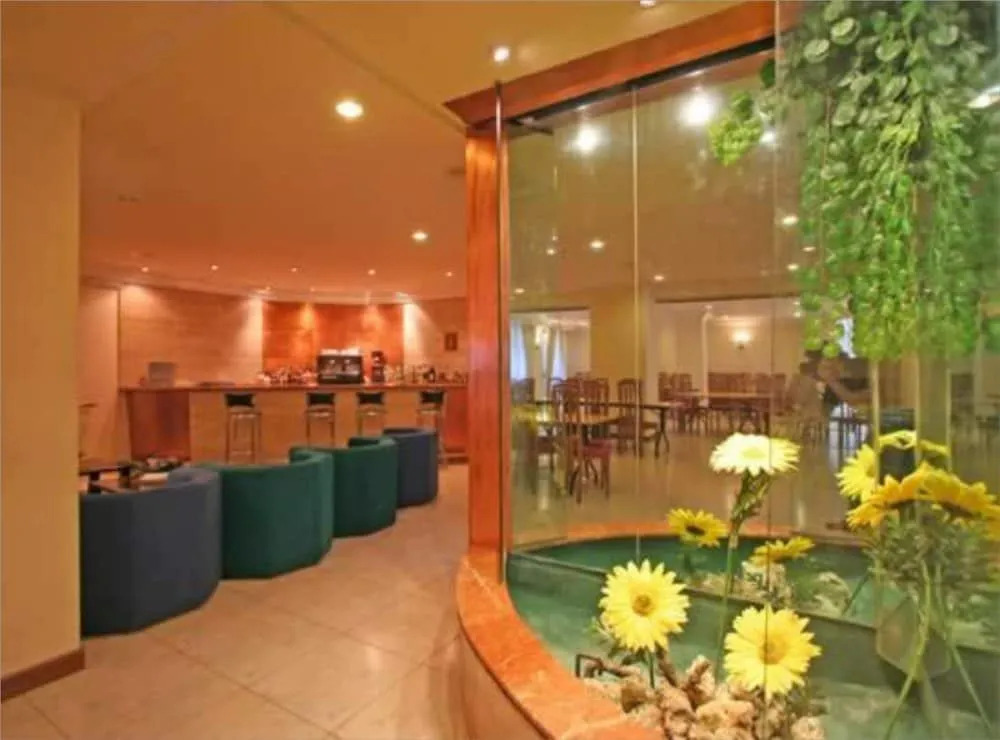 Hotel Restaurante Nogallás