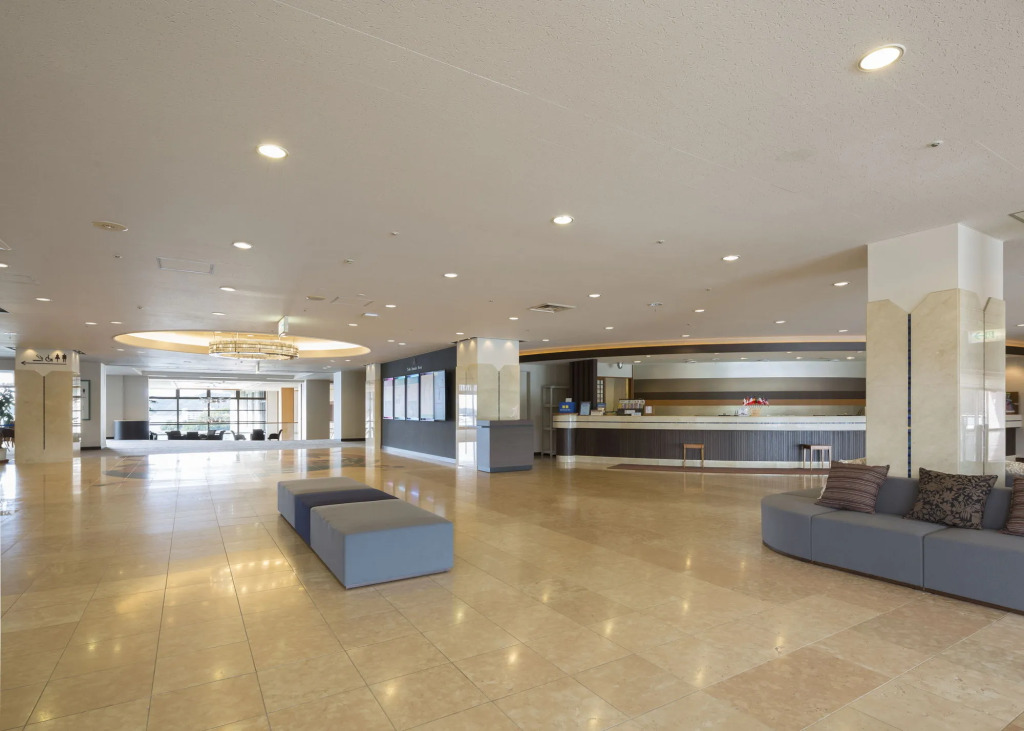 Toba Seaside Hotel