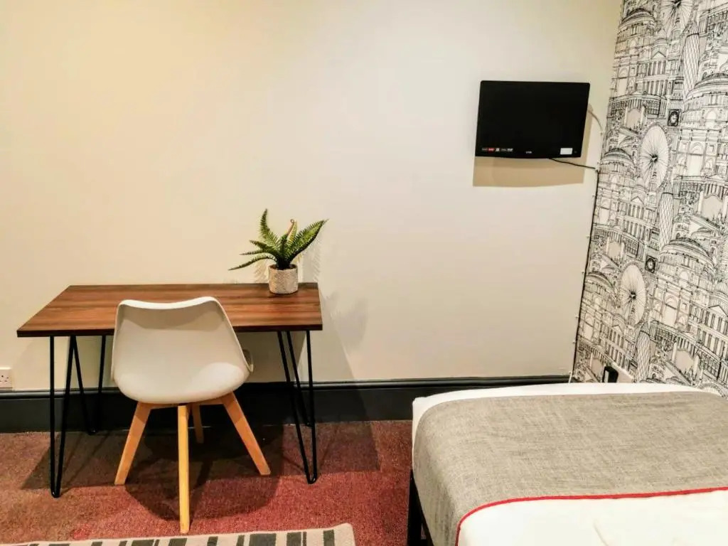 Upper Rock Rooms