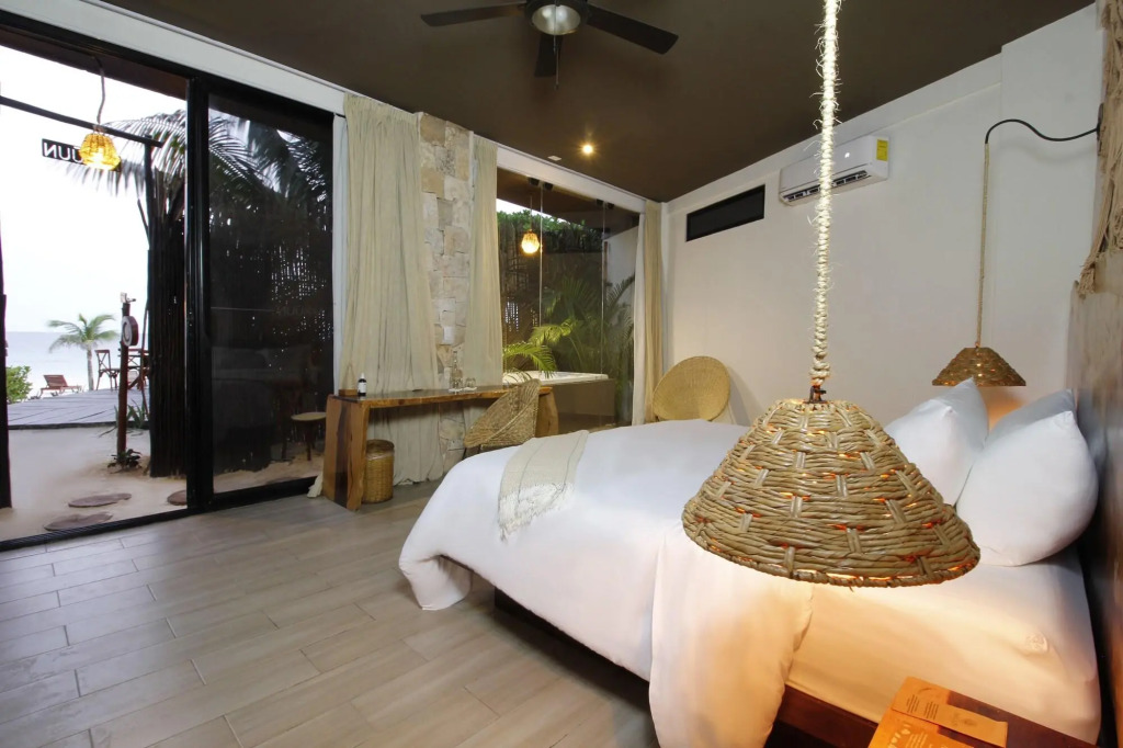 Akkuun Tulum Adults Only