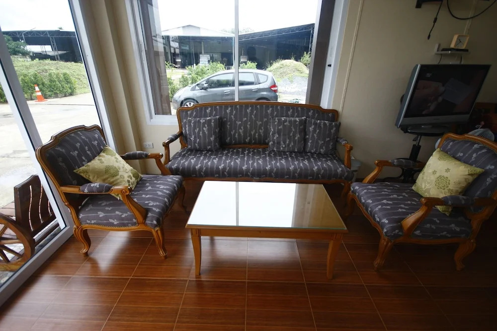 Kuakaew Garden Hotel
