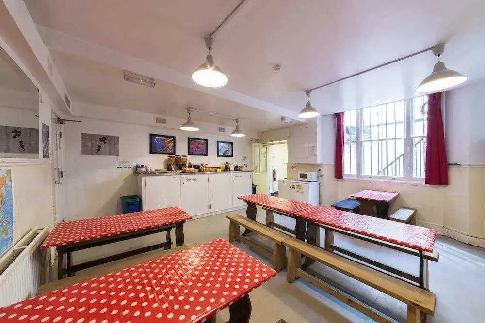 Astor Kensington Hostel