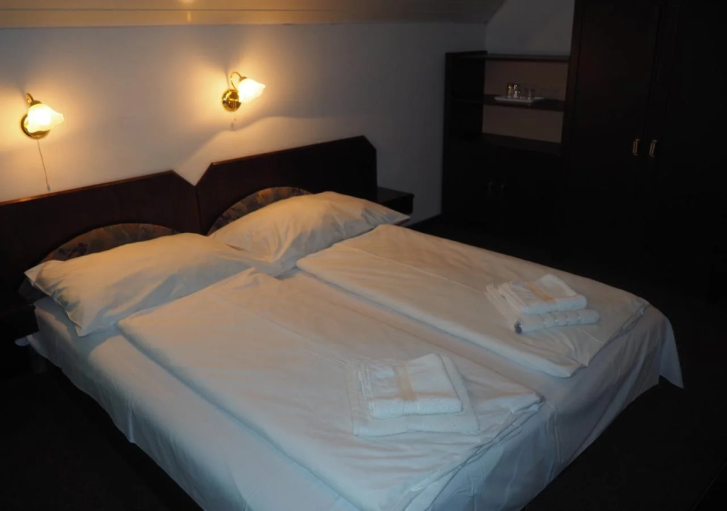 Hotel Radio Inn