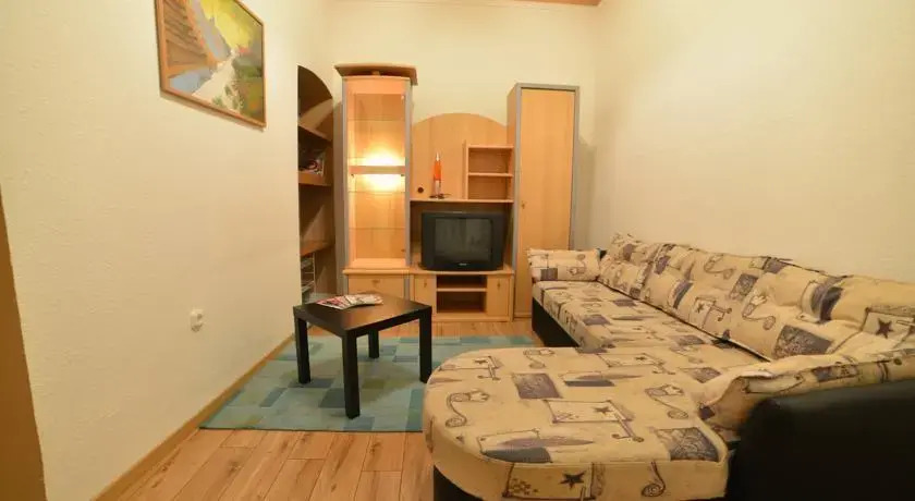 Baross Residences