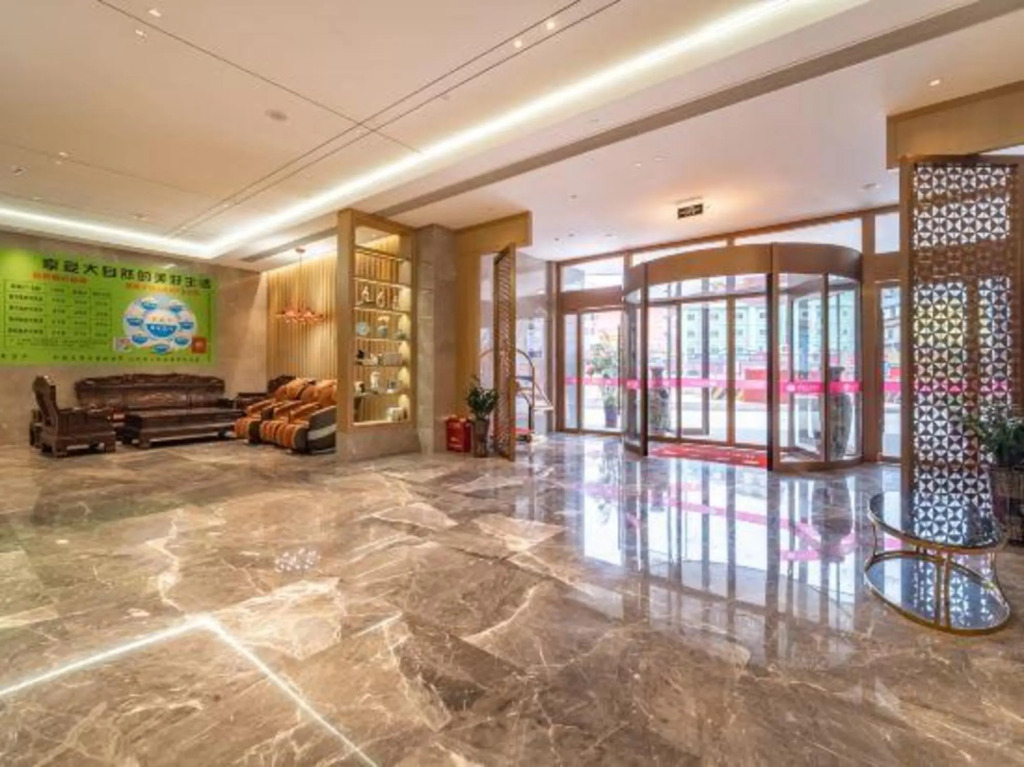Youchi Hotel (Nanning Huqiu Subway Station)