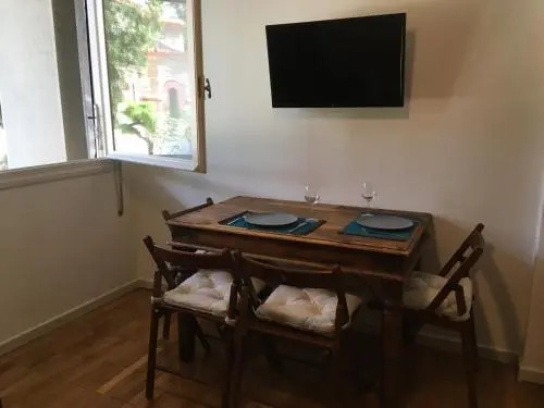 Oros Stylish Kolonaki Flats Next to Metro & Museums