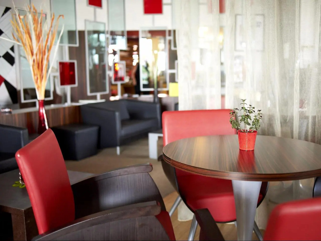 Hotel De Loire et Restaurant Les Bateliers
