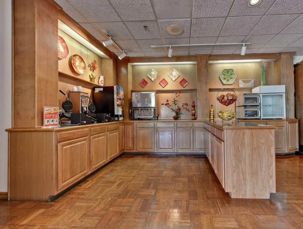 Best Western Hickory
