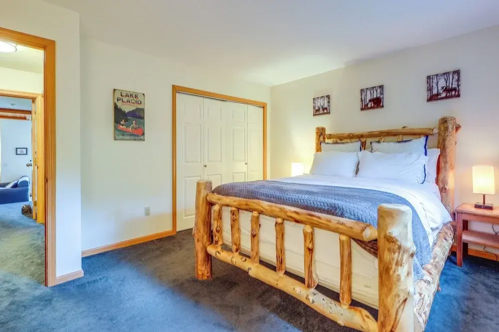 Lake Placid Condo w/ Patio - Walk to Beach!