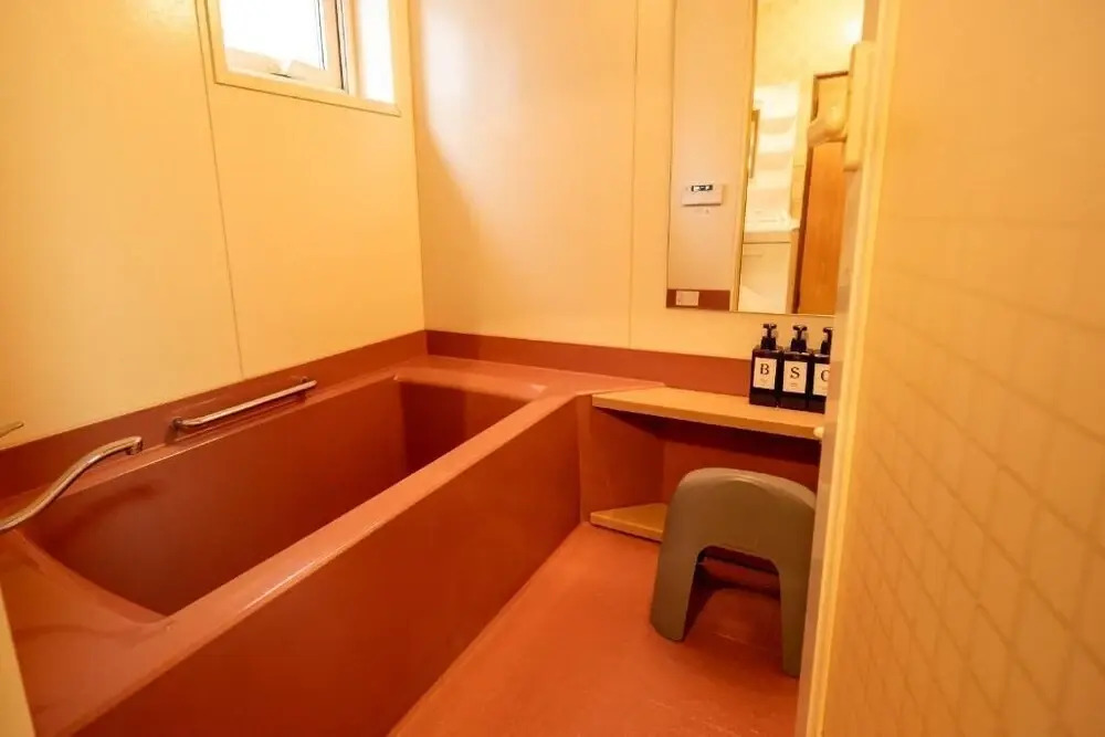 Nakamachi House
