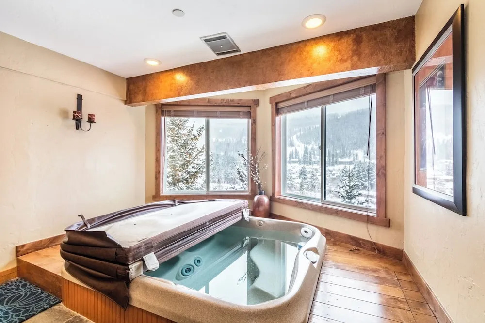 Cinnamon Ridge Building 1, #142