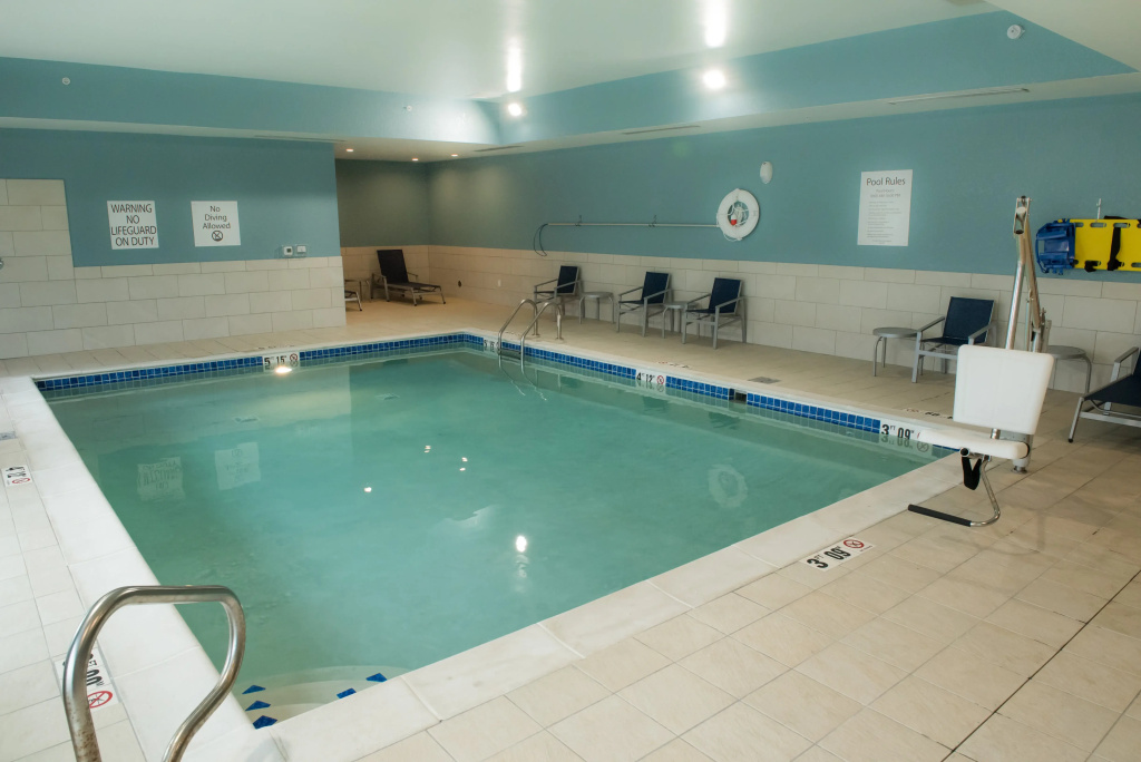 Holiday Inn Express & Suites - Warsaw - E Center by IHG