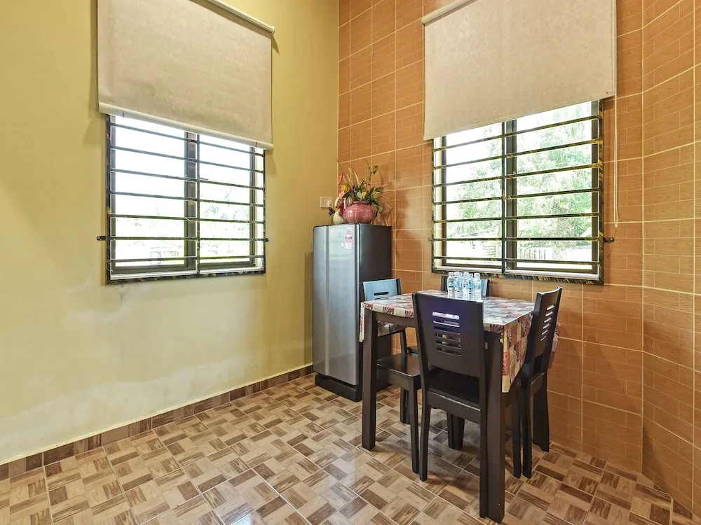 OYO Home 90448 Nurbayu Guest House