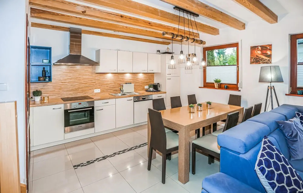 Stunning Home in Sarbinowo With Wifi and 4 Bedrooms