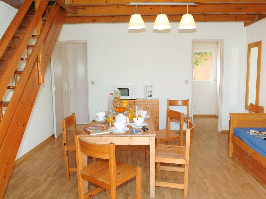 Nice maisonette with dishwasher at 1.5 km. from the center