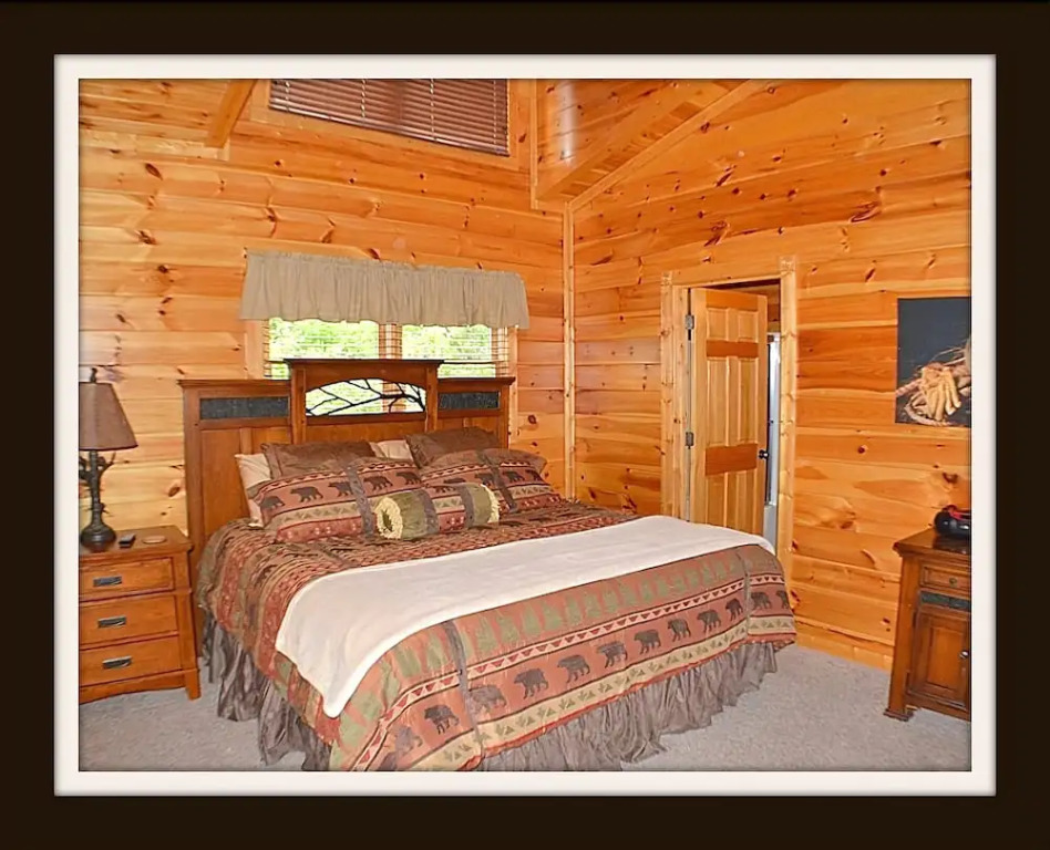 Resort Way Cabin 808 - 2 Br cabin by RedAwning
