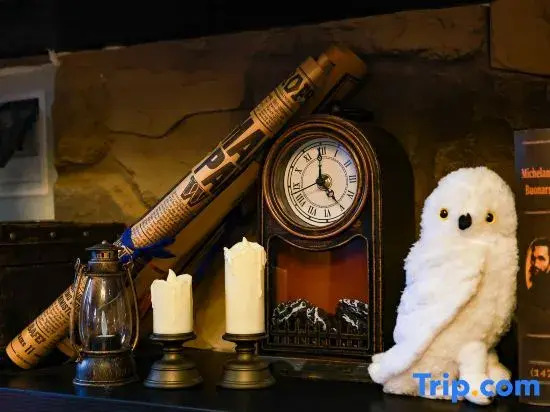 Leaky Cauldron Magic Train Homestay