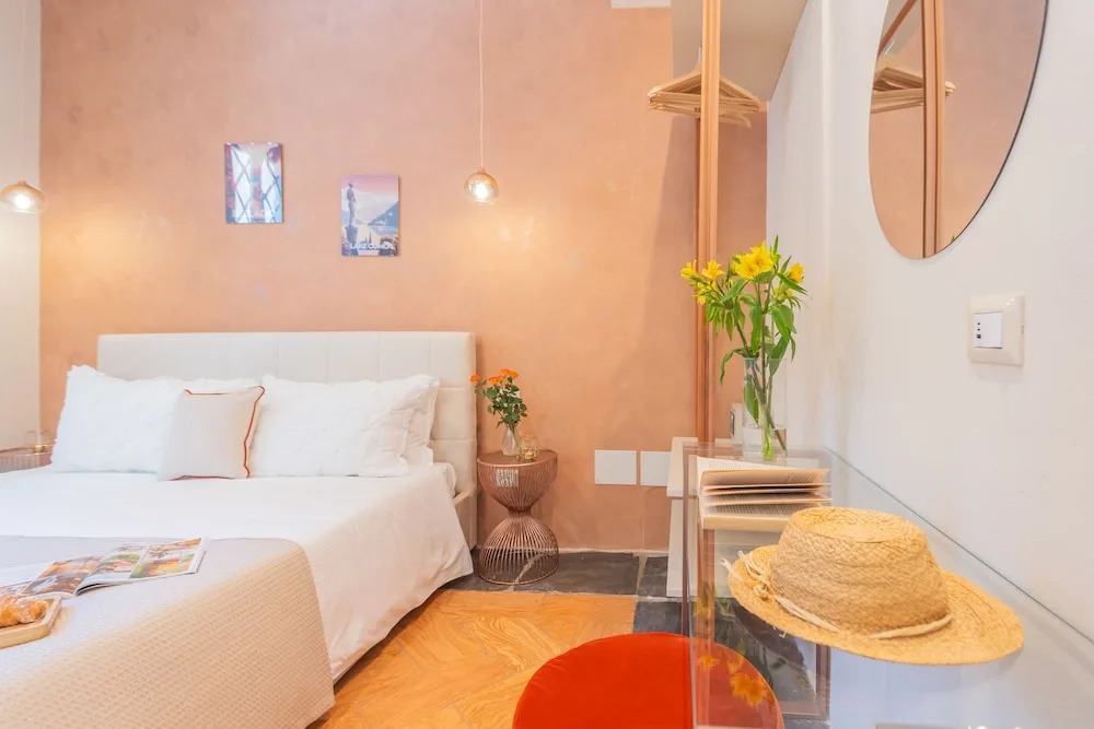 Como Dreams Apartments by Rent All Como