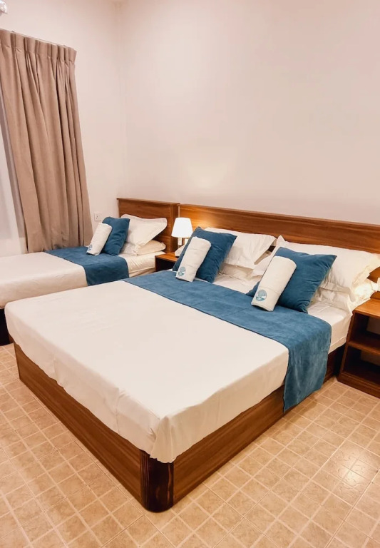 Vaagali Inn