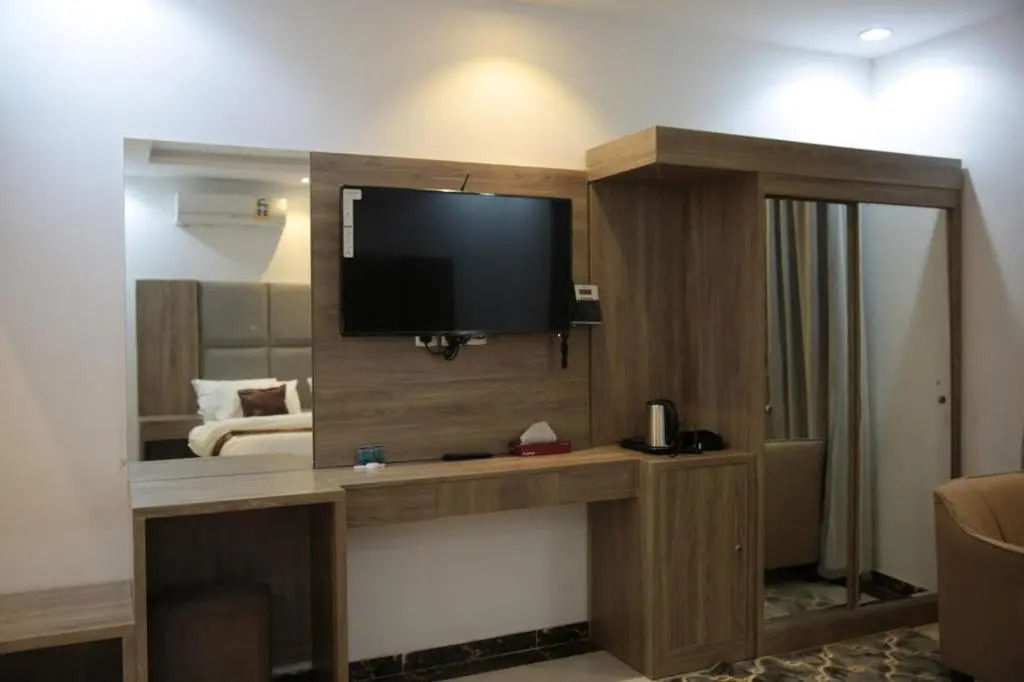 Beauty Rose Hotel