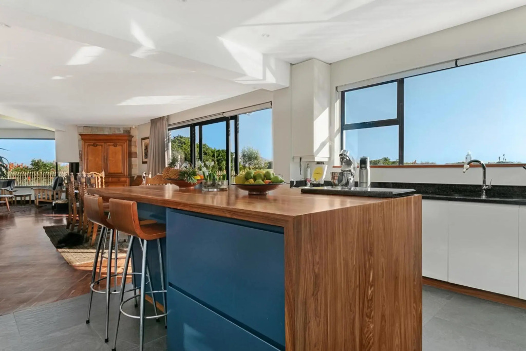 2 Bay Sunset Villa