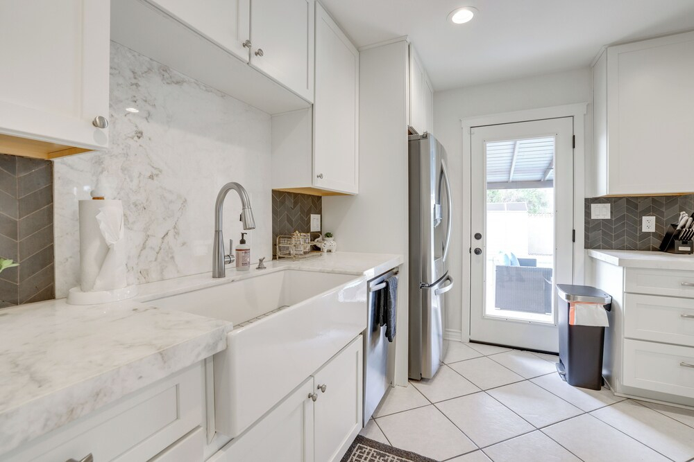 3 Mi to Old Town: Modern Oasis in Scottsdale!